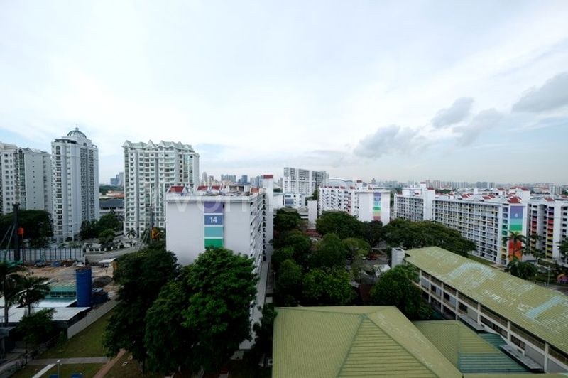 3 Bed Condo for Sale in  One Fort - Image 4